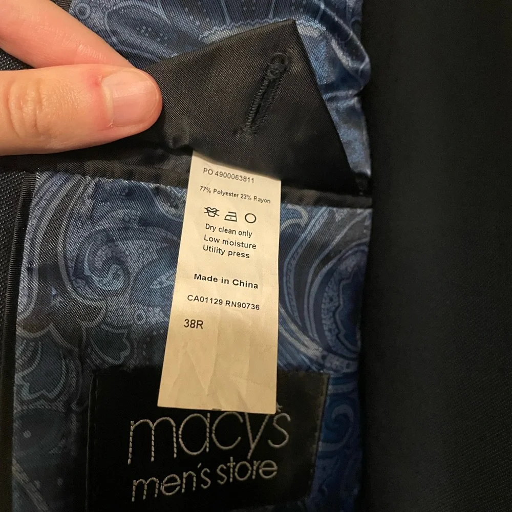 Men’s Navy Blue Suit and Pants - Picture 4 of 4